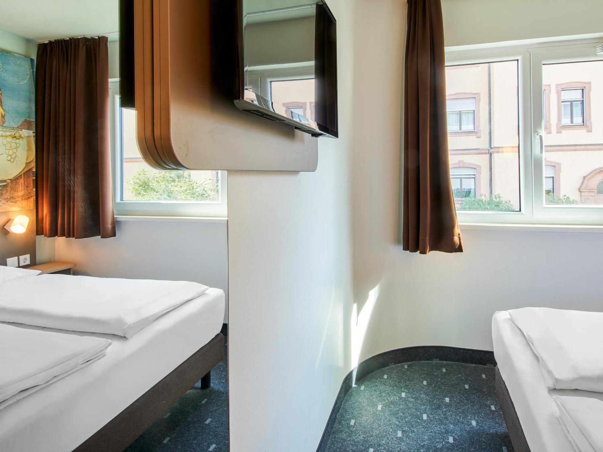 B&B Hotel Wuerzburg-City 外观 照片