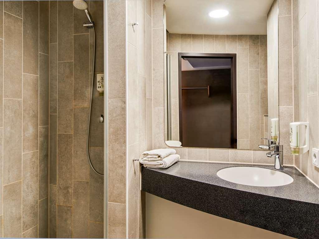 B&B Hotel Wuerzburg-City 客房 照片